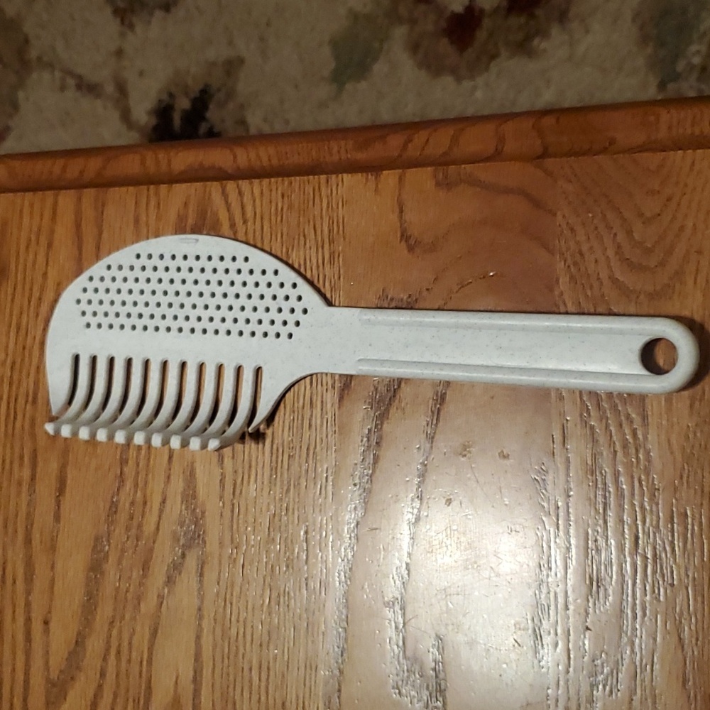 Heavy Duty Tupperware Plastic Noodle Spaghetti Pasta Strainer Scooper